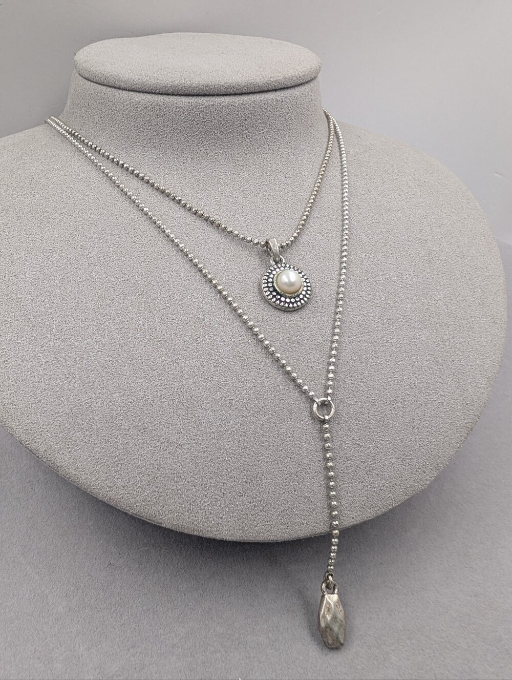 Lucky Brand Silver Tone Double Layer Pearl Lariat Necklace | M251